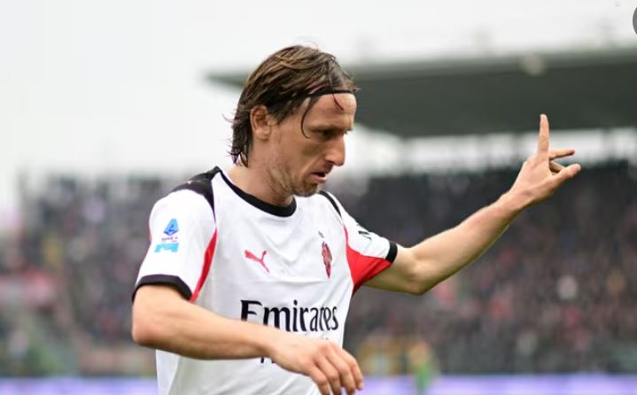Modric đã tạo nên khác biệt rõ nét khi AC Milan đánh bại Cremonese 2-0